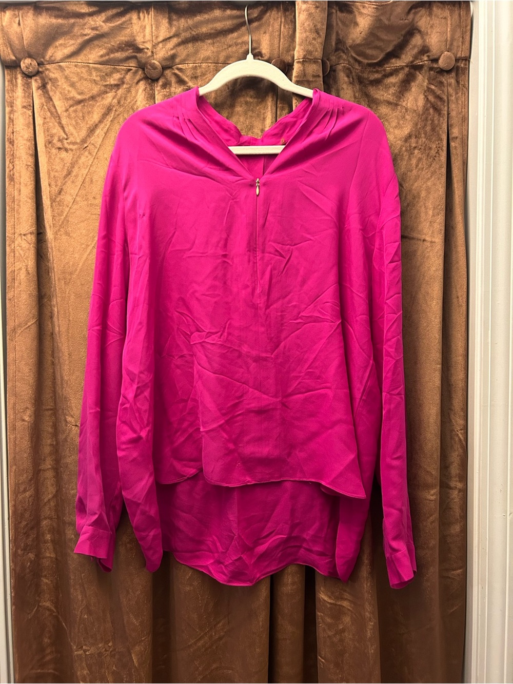 Elie Tahari 100% Silk Asymmetrical Long-Sleeve V-Neck Blouse